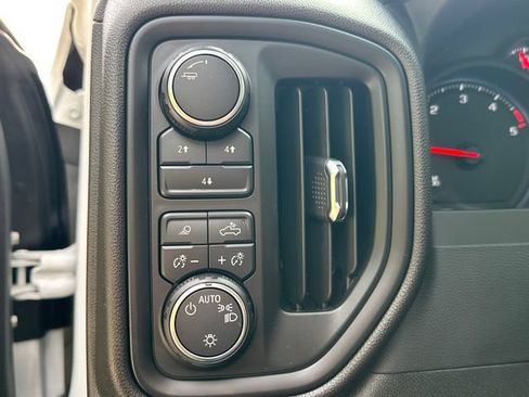 Certified 2025 Chevrolet Silverado 2500 Custom w/ Custom Value Package AWD/4WD image 24
