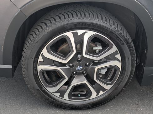 Used 2023 Subaru Ascent Touring AWD/4WD image 15