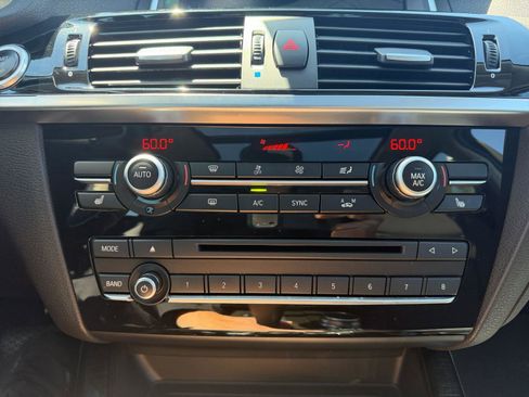 Used 2017 BMW X3 sDrive28i RWD image 19