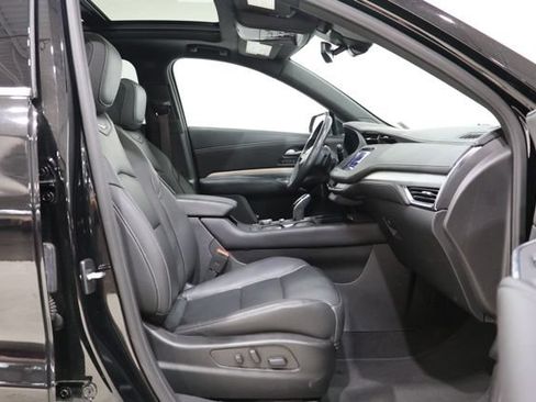 Used 2023 Cadillac XT4 Premium Luxury w/ Driver Assist Package AWD/4WD image 37