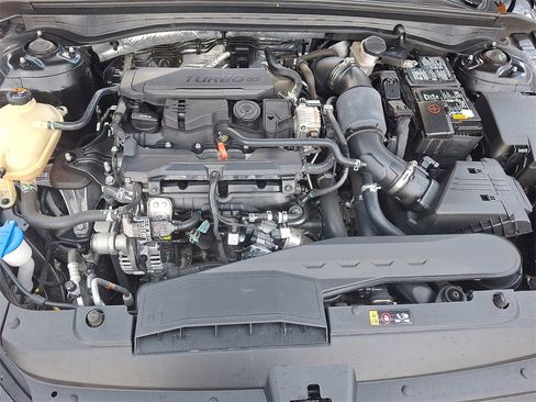 Used 2024 Kia K5 GT-Line image 28