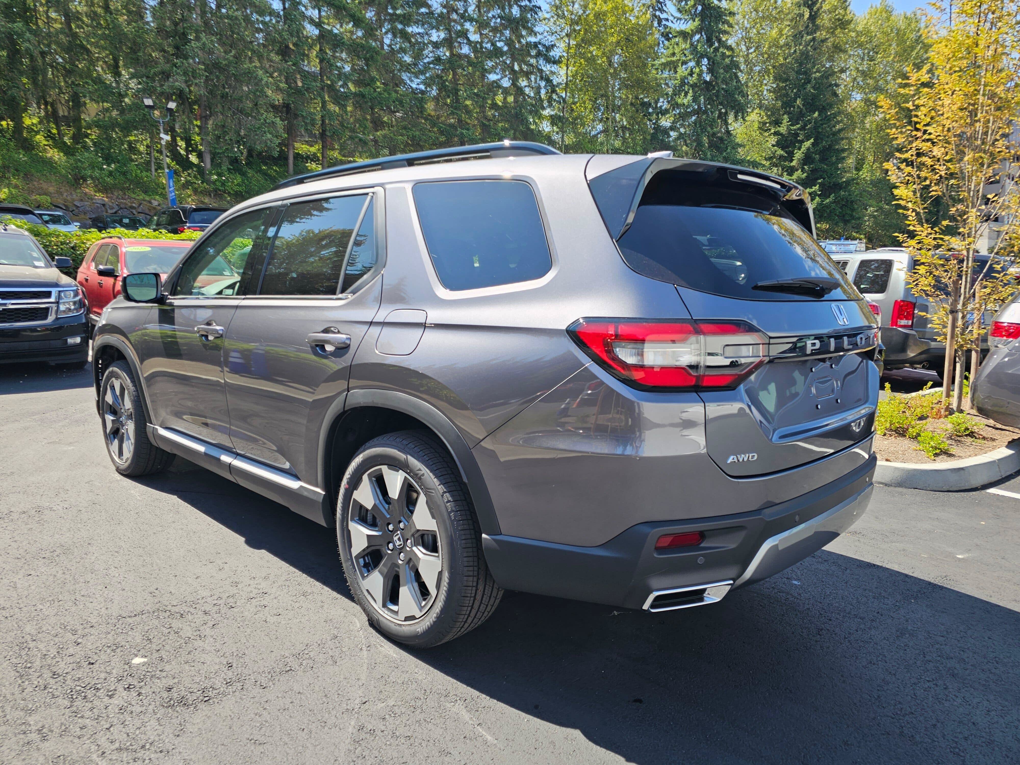 New 2026 Honda Pilot Elite image 5