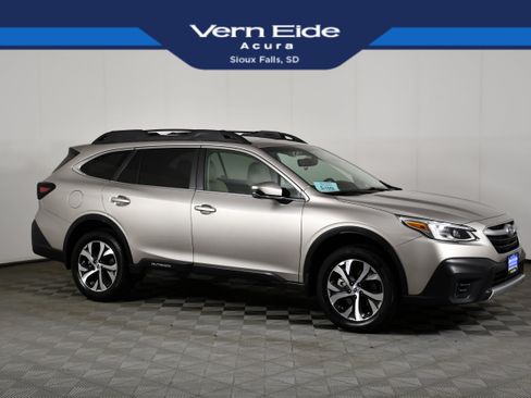 Used 2020 Subaru Outback Limited AWD/4WD image 1