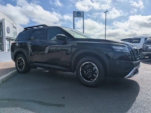 Used 2023 Nissan Pathfinder Rock Creek image 3