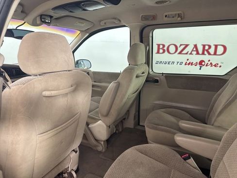 Used 1999 Ford Windstar SE image 14