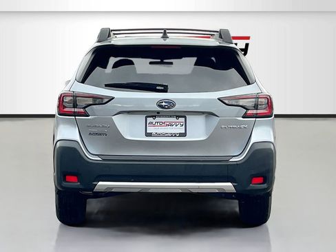Used 2024 Subaru Outback Limited image 6