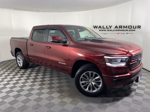 Used 2023 RAM 1500 Laramie AWD/4WD image 1