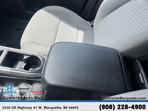 Used 2023 Toyota Tacoma SR5 w/ Technology Package image 20