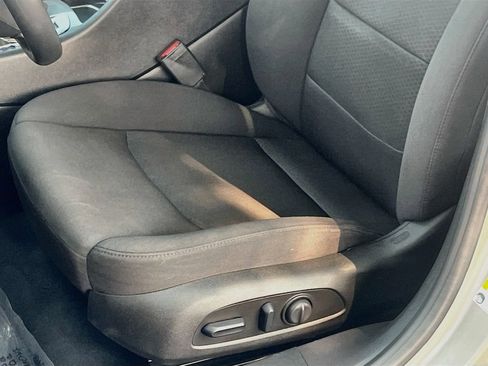 Used 2024 Chevrolet Malibu RS FWD image 18