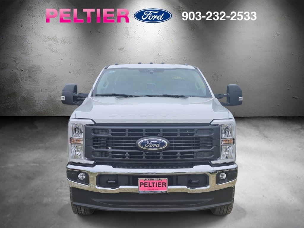 New 2026 Ford F250 XL w/ FX4 Off-Road Package AWD/4WD image 2