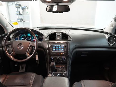 Used 2017 Buick Enclave Leather AWD/4WD image 22
