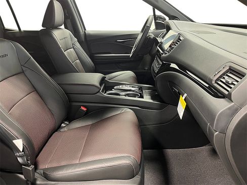 New 2026 Honda Ridgeline Black Edition image 23