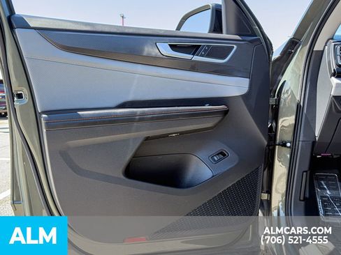 Used 2024 Volkswagen Atlas Peak Edition SE image 15