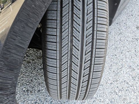 New 2025 Volkswagen ID. Buzz Pro S image 28