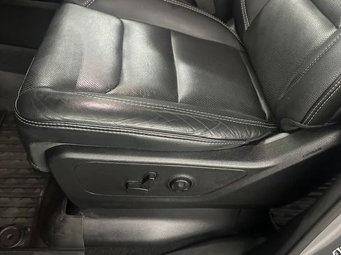 Used 2020 RAM 1500 Rebel w/ Level 2 Equipment Group AWD/4WD image 13