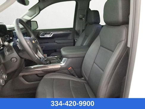 Used 2025 Chevrolet Silverado 1500 LTZ w/ LTZ Premium Package image 12