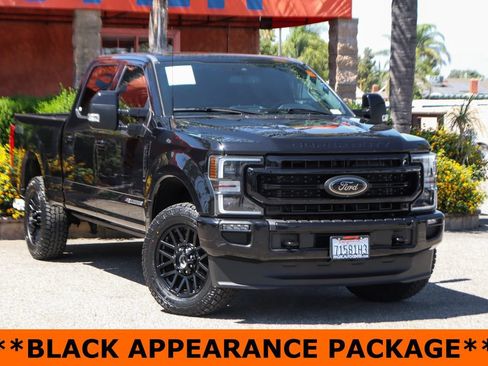 Used 2022 Ford F250 Lariat w/ Black Appearance Package AWD/4WD image 2