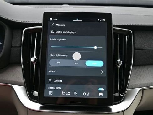 New 2026 Volvo XC90 T8 Ultra AWD/4WD image 18