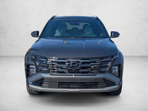 Used 2025 Hyundai Tucson Limited image 2