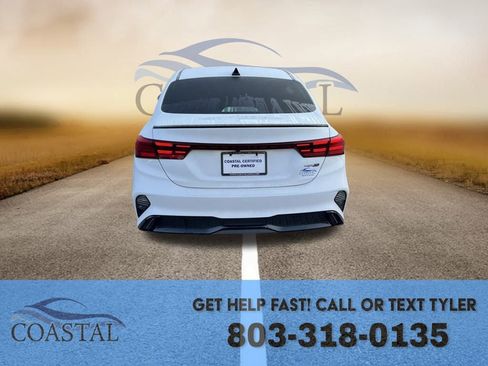 Used 2022 Kia Forte GT-Line w/ GT-Line Premium Package image 7