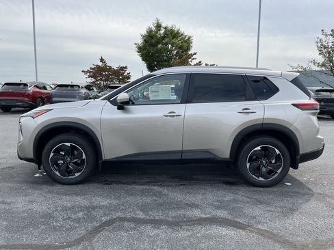 New 2026 Nissan Rogue SV w/ SV Premium Package image 8