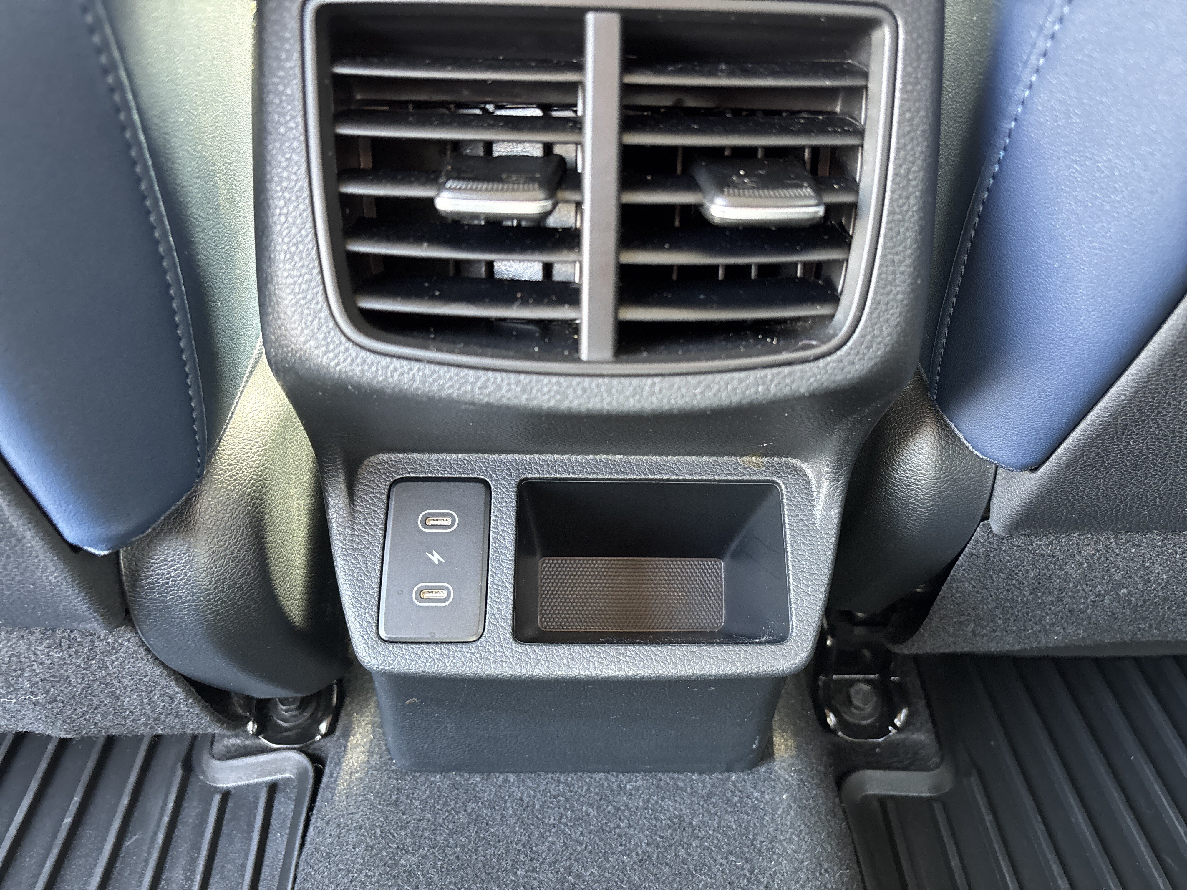 Used 2025 Kia Seltos S AWD/4WD image 30
