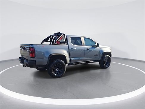 Used 2021 Chevrolet Colorado ZR2 w/ ZR2 Dusk Special Edition image 8