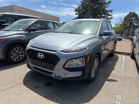 Used 2021 Hyundai Kona SEL Plus FWD image 1