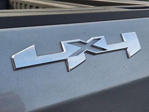 New 2026 GMC Sierra 1500 SLE AWD/4WD image 9