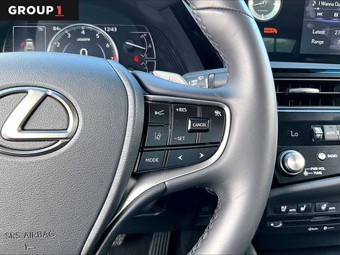 Used 2022 Lexus ES 350 w/ Premium Package image 21
