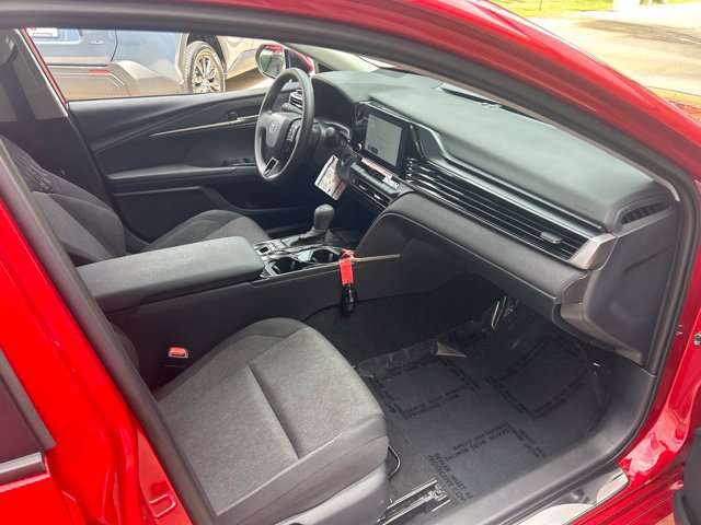 Used 2026 Toyota Camry LE w/ Convenience Package FWD image 12