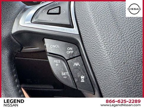 Used 2019 Ford Edge Titanium w/ Equipment Group 301A AWD/4WD image 18