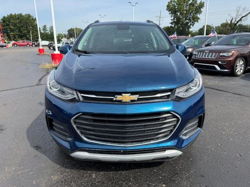 Used 2019 Chevrolet Trax LT w/ Driver Confidence Package FWD image 8