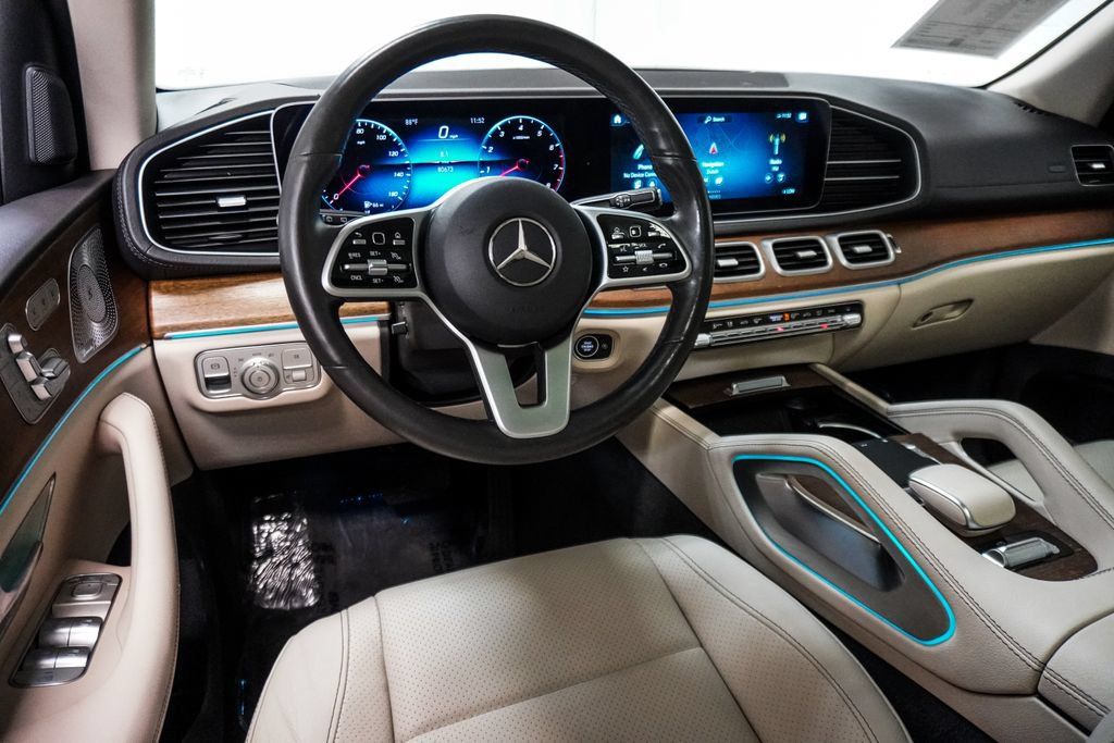 Used 2020 Mercedes-Benz GLS 450 4MATIC image 12