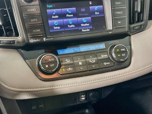 Used 2015 Toyota RAV4 XLE FWD image 15