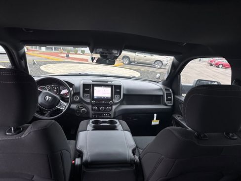 New 2026 RAM 1500 Express AWD/4WD image 52