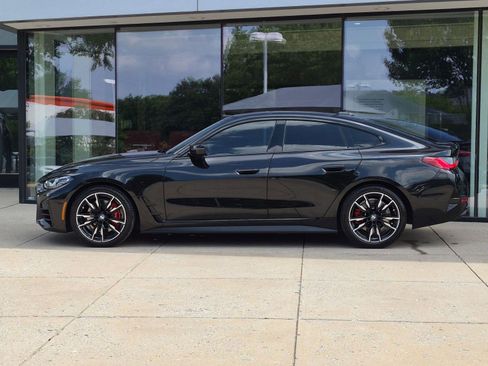 Used 2022 BMW M440i xDrive Gran Coupe w/ Premium Package AWD/4WD image 2