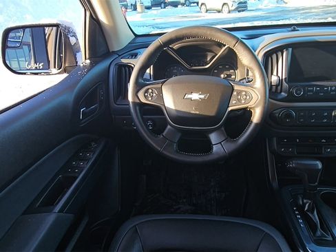 Used 2018 Chevrolet Colorado Z71 w/ Centennial Edition image 9