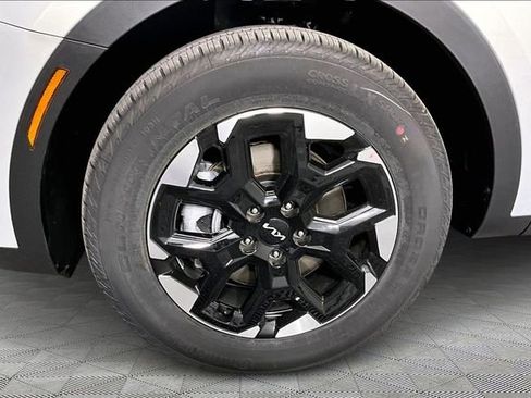 New 2026 Kia Sorento S AWD/4WD image 12