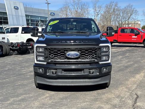 Used 2023 Ford F350 Lariat w/ Sport Appearance Package image 2