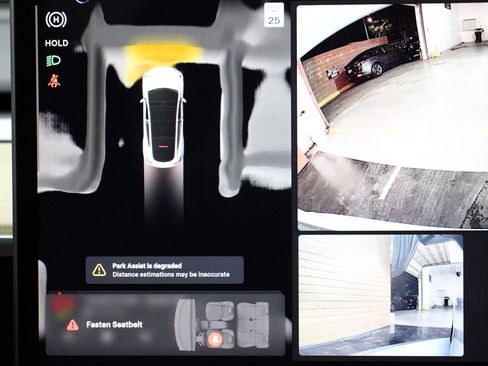 Used 2023 Tesla Model Y Long Range image 43