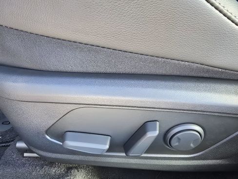 New 2026 Hyundai Elantra Limited image 15