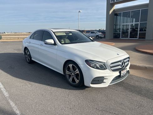 Used 2017 Mercedes-Benz E 300 image 3