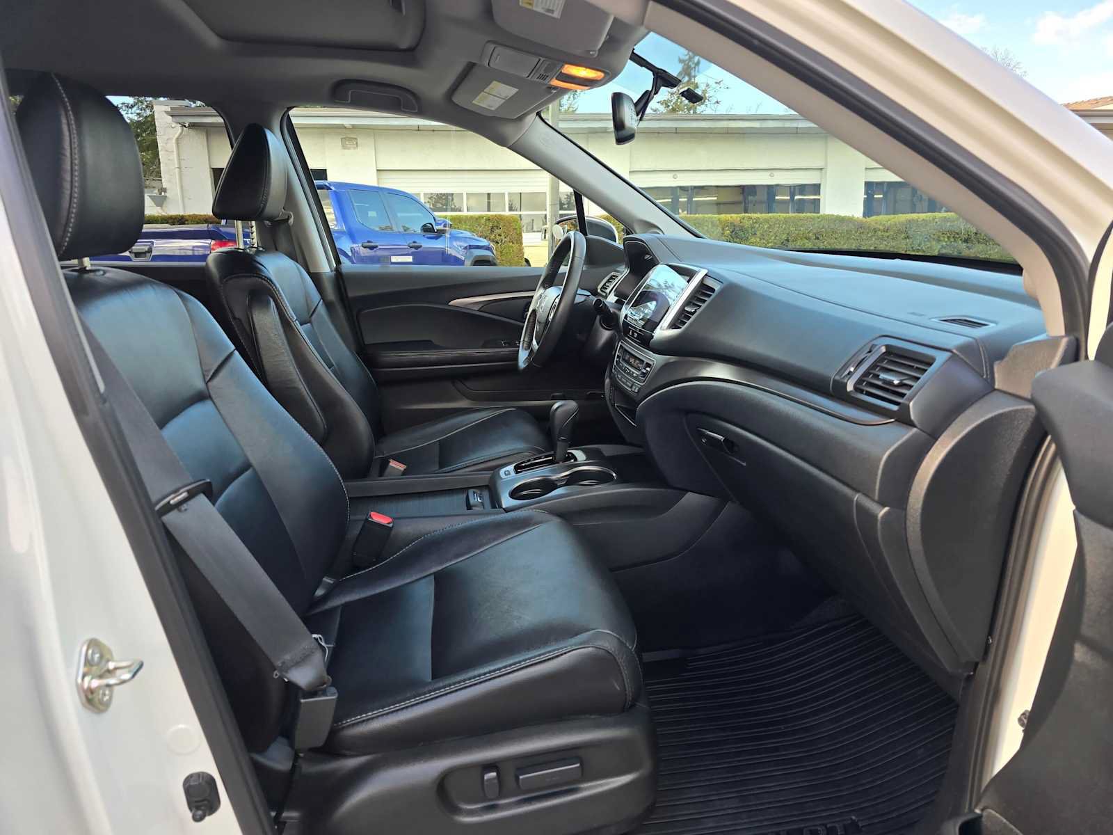 Used 2017 Honda Pilot EX-L image 11