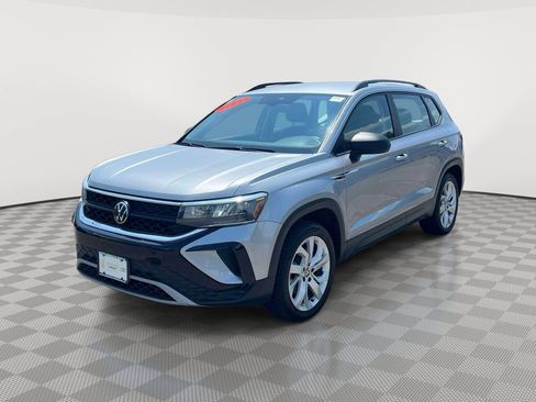 Used 2023 Volkswagen Taos S w/ Driver Assistance Package AWD/4WD image 3