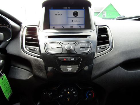 Used 2019 Ford Fiesta SE w/ Equipment Group 201A image 12