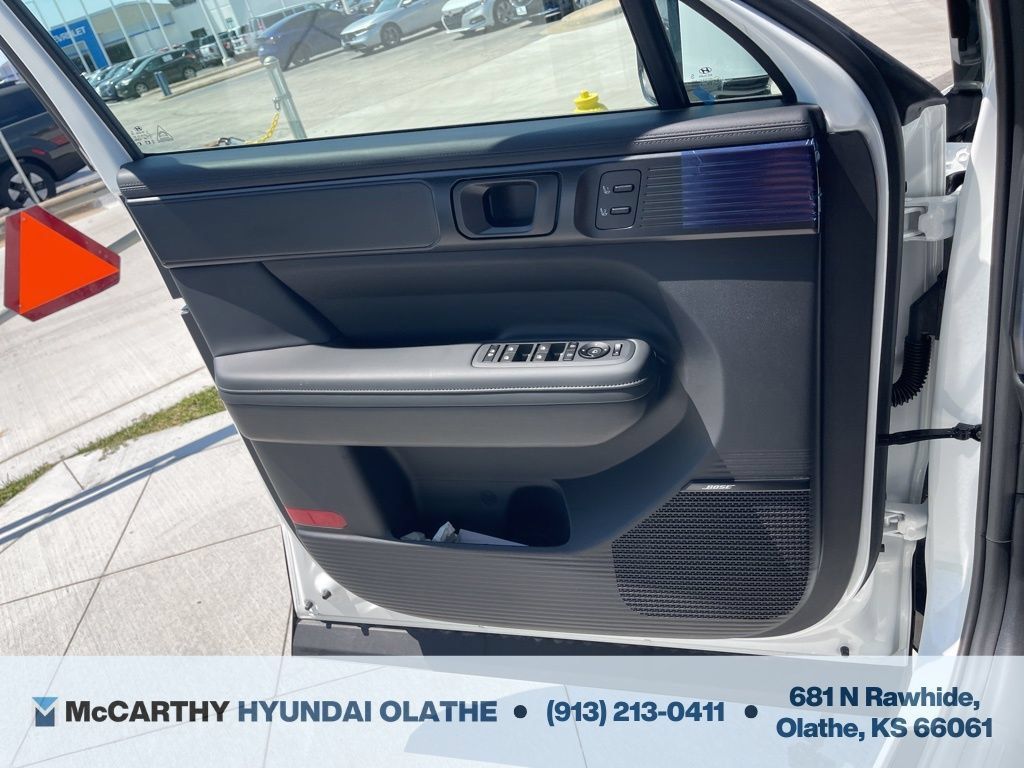 Used 2026 Hyundai Santa Fe Calligraphy AWD/4WD image 33