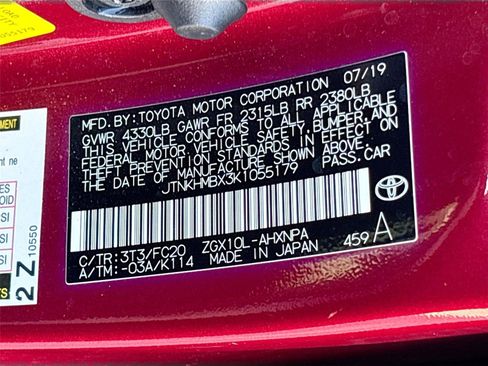 Used 2019 Toyota C-HR LE image 31