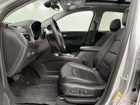 Used 2020 Chevrolet Equinox Premier image 16