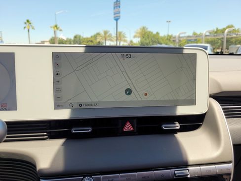 Used 2024 Hyundai Ioniq 5 SEL RWD image 18